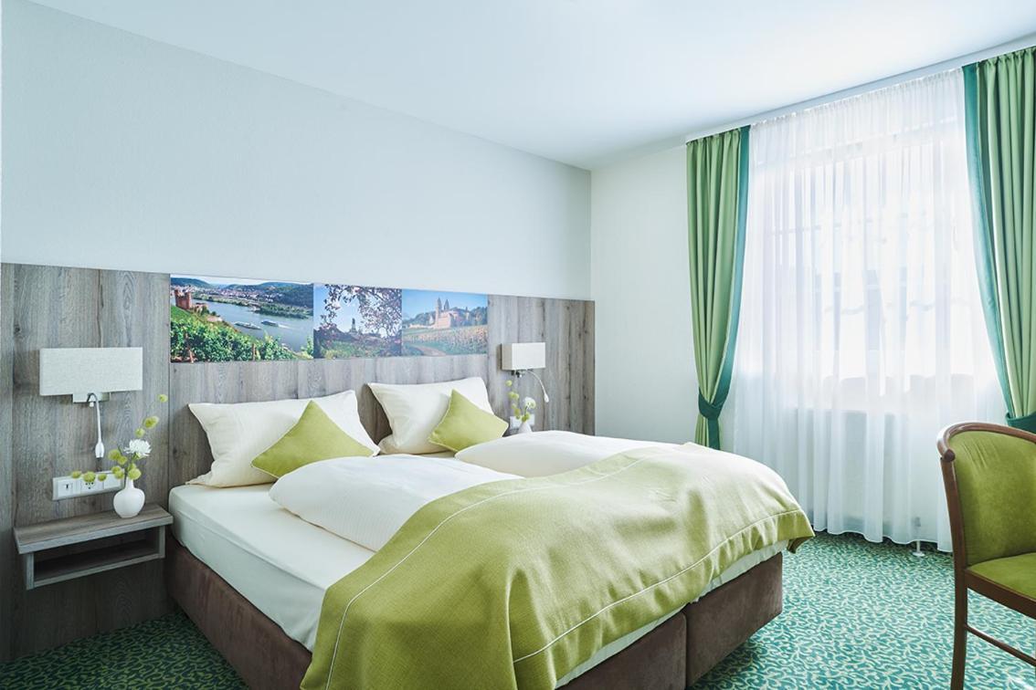 Altdeutsche Weinstube - Superior Hotel 3*